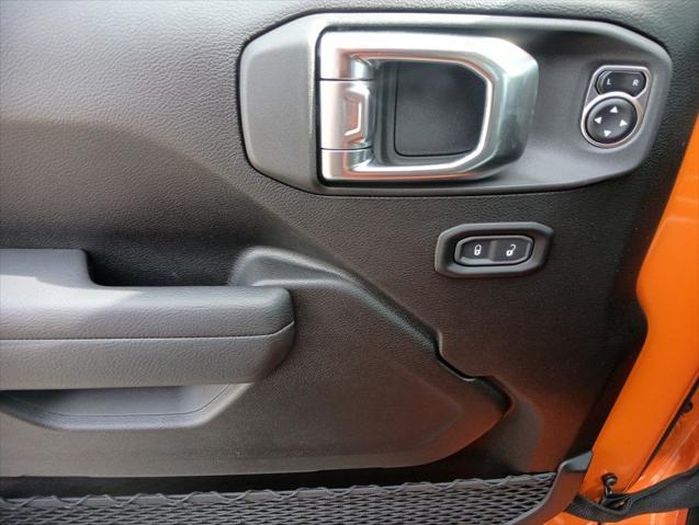 new 2025 Jeep Wrangler car, priced at $46,000