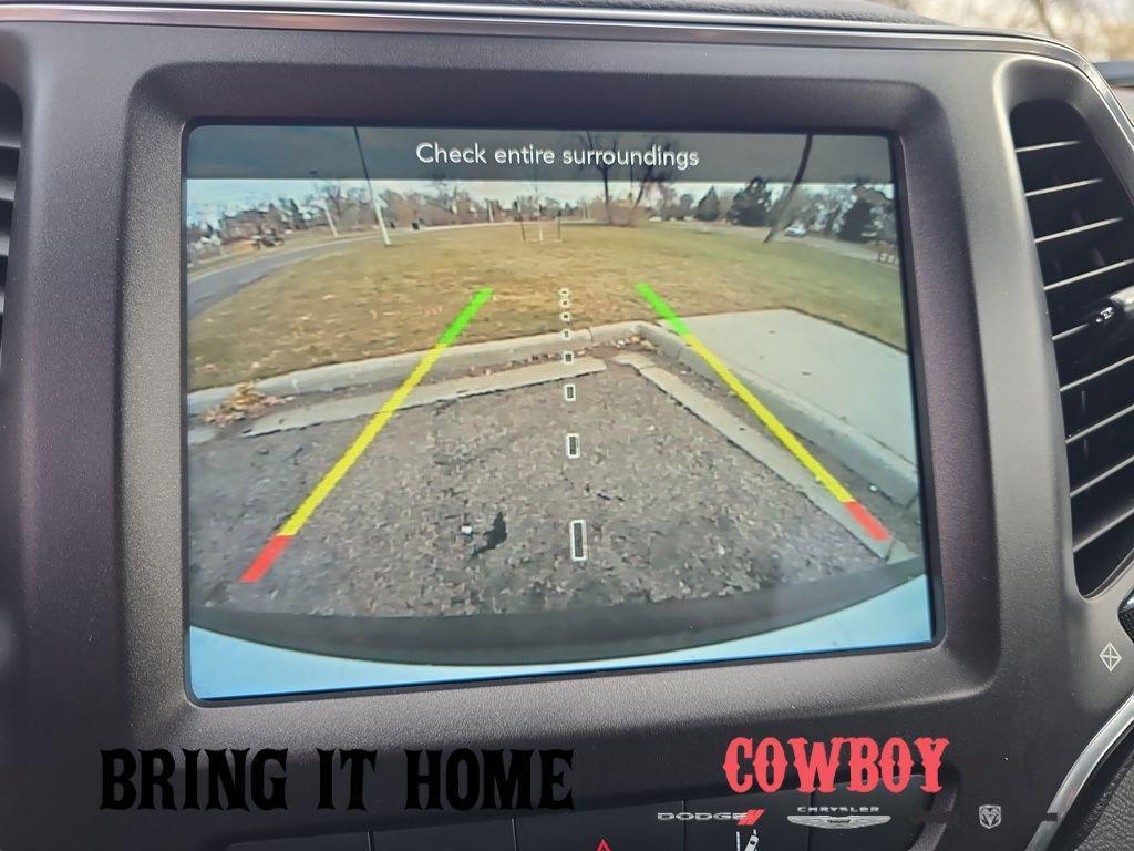 used 2021 Jeep Cherokee car, priced at $23,495