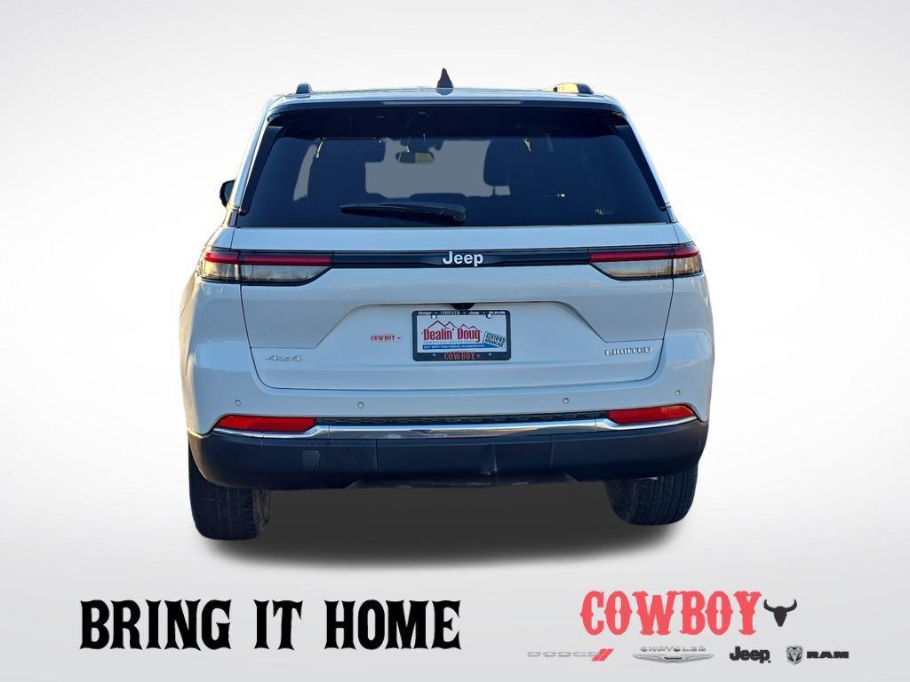 used 2025 Jeep Grand Cherokee car, priced at $40,995