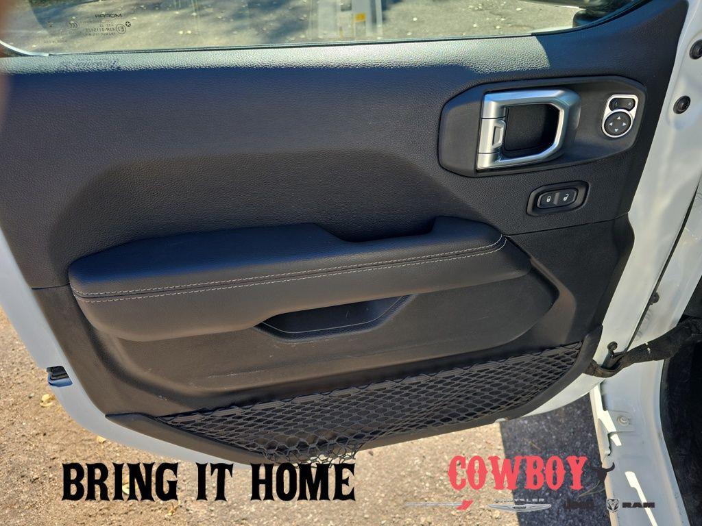 used 2023 Jeep Gladiator car, priced at $31,495