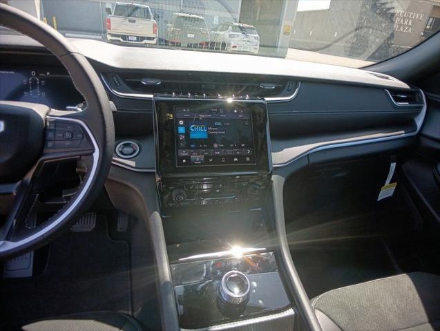 new 2025 Jeep Grand Cherokee L car, priced at $47,918