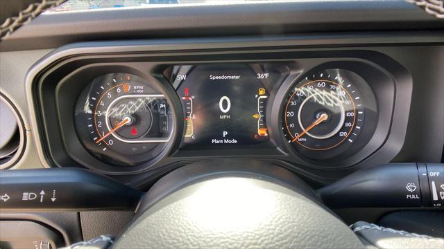 new 2025 Jeep Gladiator car, priced at $53,350