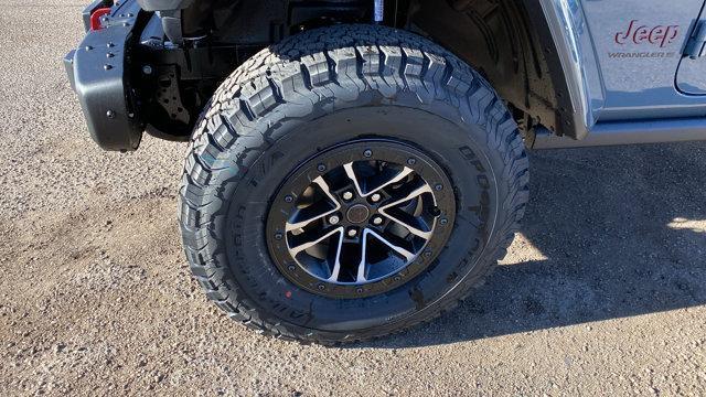 new 2025 Jeep Wrangler car, priced at $65,160