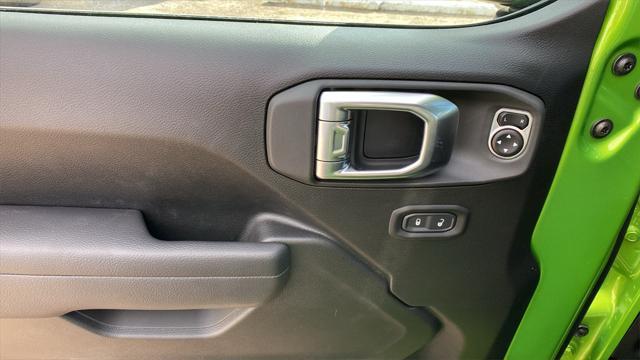 new 2025 Jeep Wrangler car, priced at $49,184
