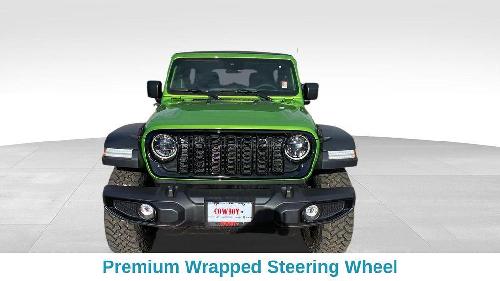 new 2025 Jeep Wrangler car, priced at $48,650