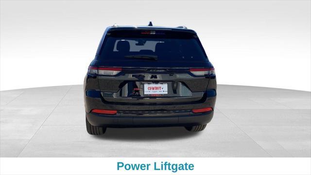 new 2025 Jeep Grand Cherokee car, priced at $43,720