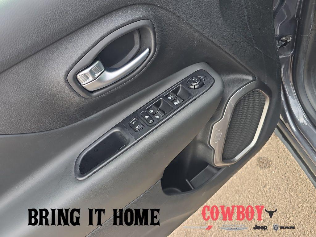 used 2022 Jeep Renegade car, priced at $20,495