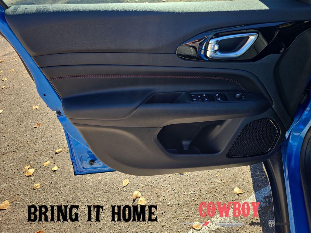 new 2025 Jeep Compass car, priced at $30,691