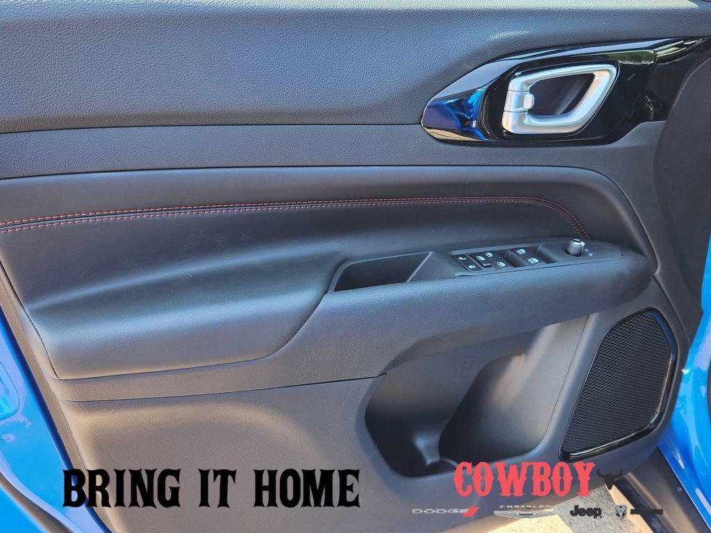 new 2025 Jeep Compass car, priced at $30,691