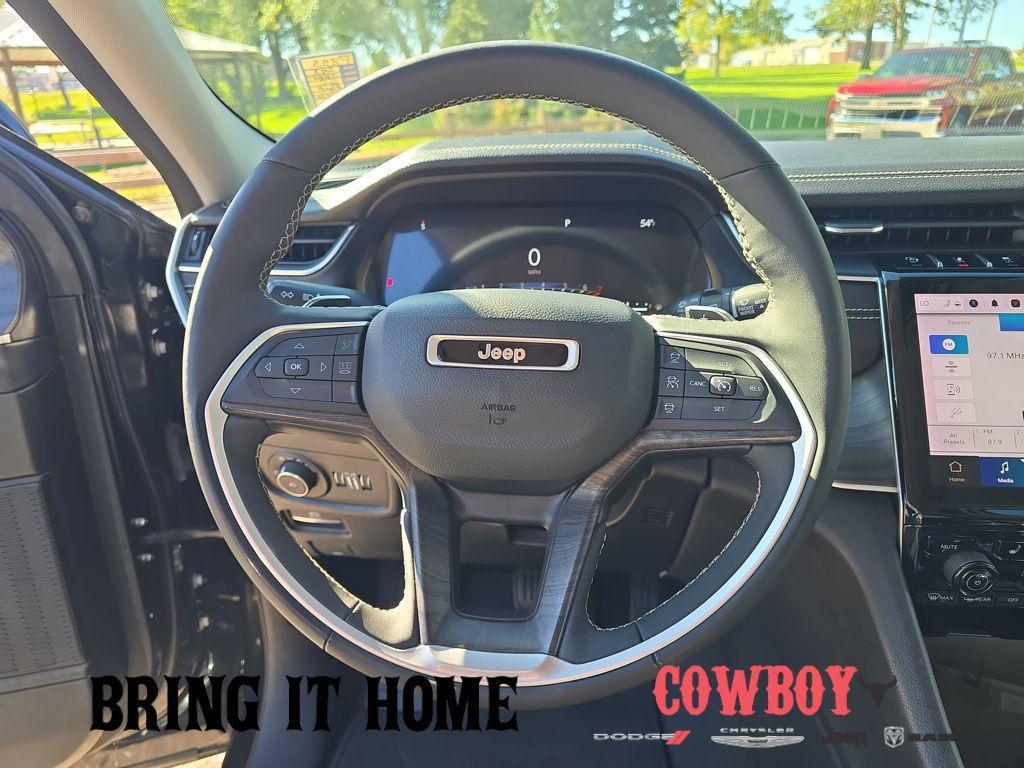 used 2023 Jeep Grand Cherokee car, priced at $31,652