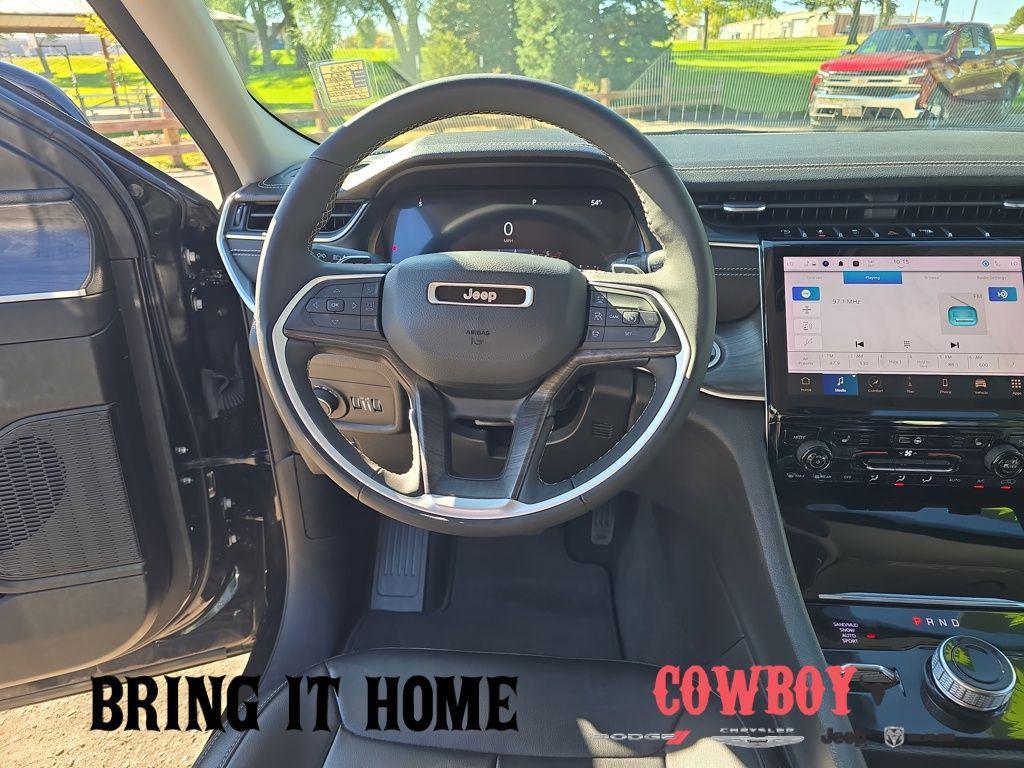 used 2023 Jeep Grand Cherokee car, priced at $31,652