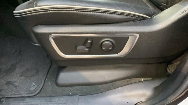 used 2024 Ram 1500 car, priced at $45,924
