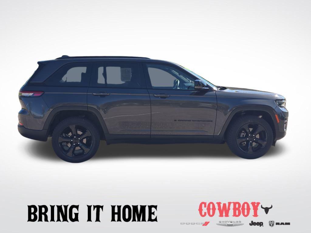 used 2023 Jeep Grand Cherokee car, priced at $29,995