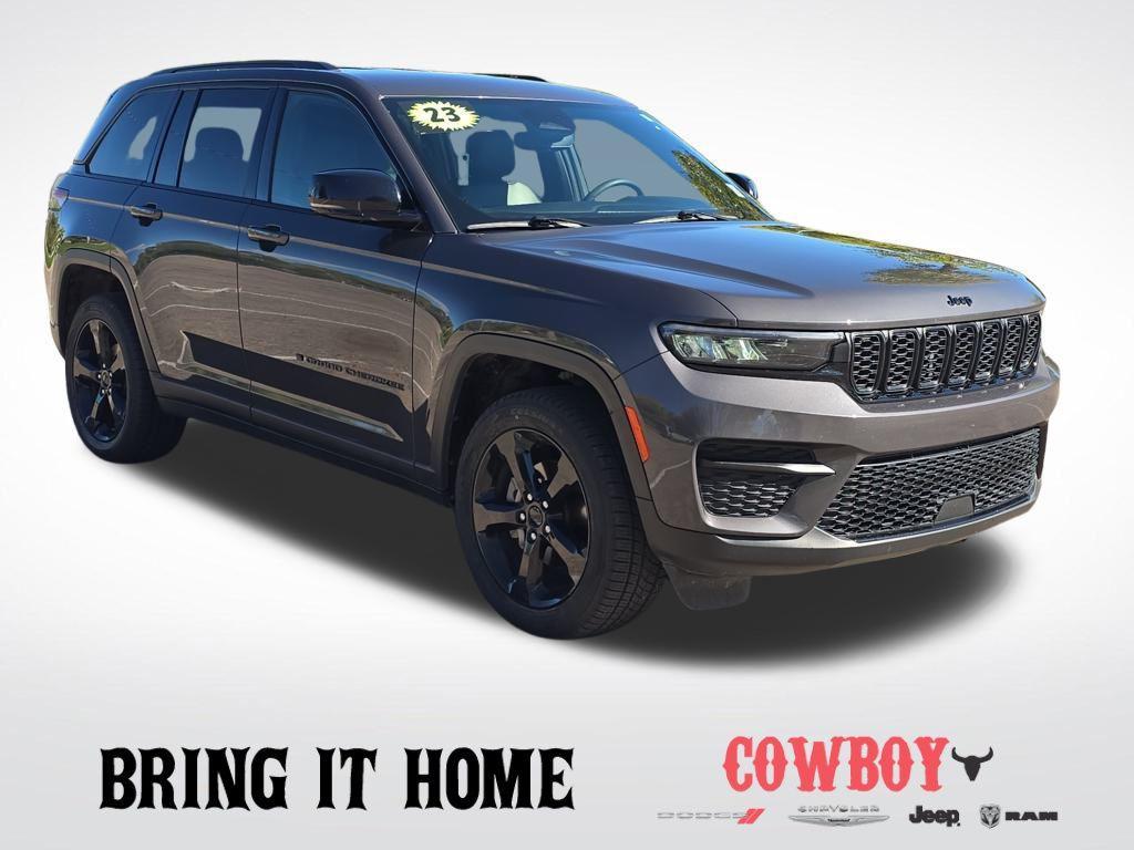 used 2023 Jeep Grand Cherokee car, priced at $29,995