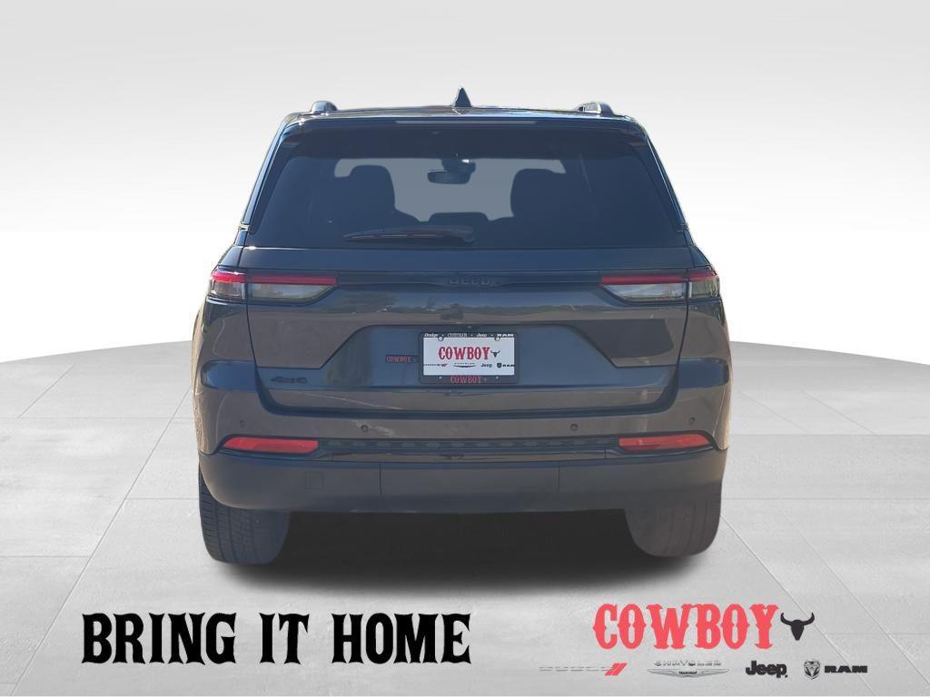 used 2023 Jeep Grand Cherokee car, priced at $31,214