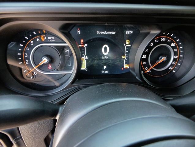 new 2025 Jeep Gladiator car, priced at $52,062
