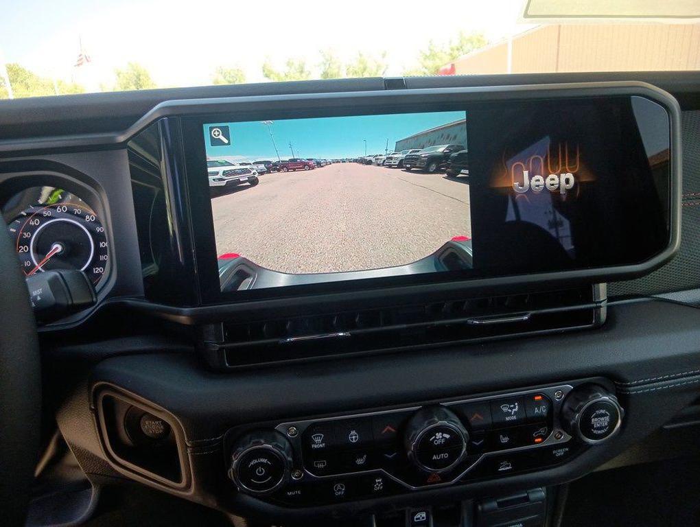 new 2025 Jeep Gladiator car, priced at $52,513