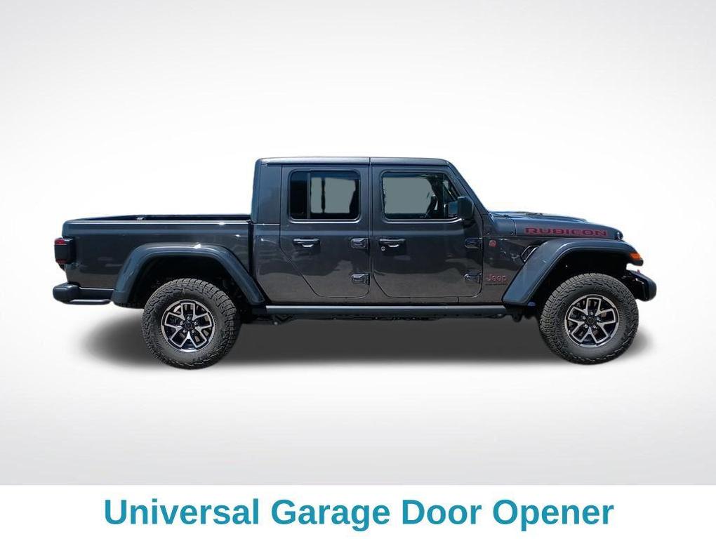 new 2025 Jeep Gladiator car, priced at $51,013