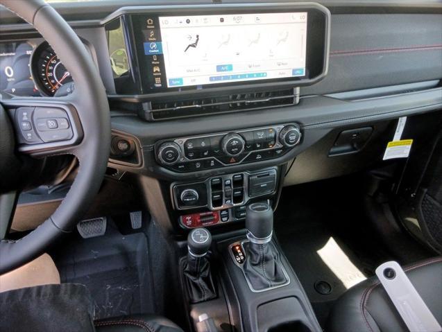 new 2025 Jeep Gladiator car, priced at $52,062