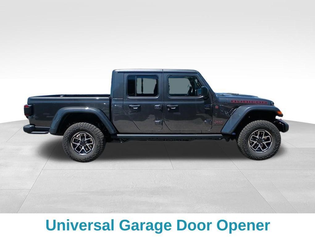 new 2025 Jeep Gladiator car, priced at $52,513