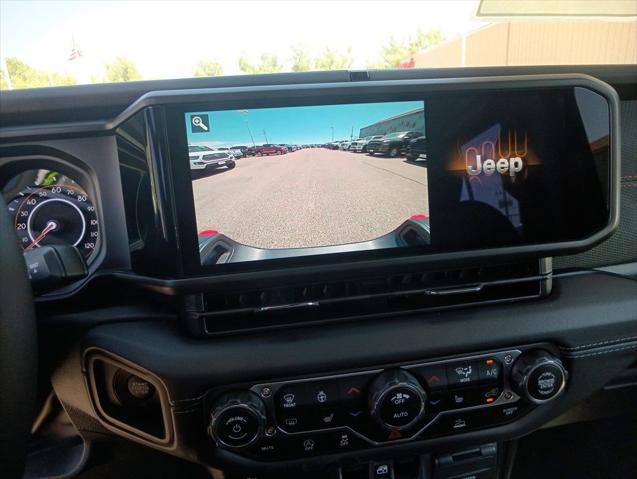 new 2025 Jeep Gladiator car, priced at $52,062