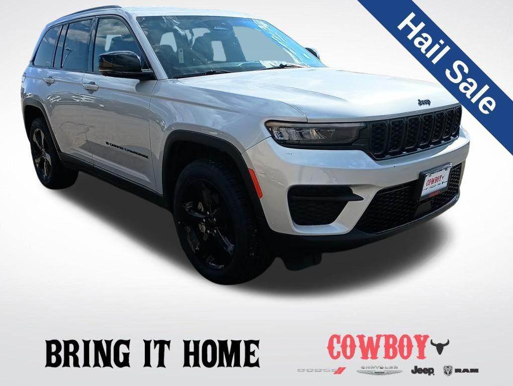 used 2023 Jeep Grand Cherokee car, priced at $28,495