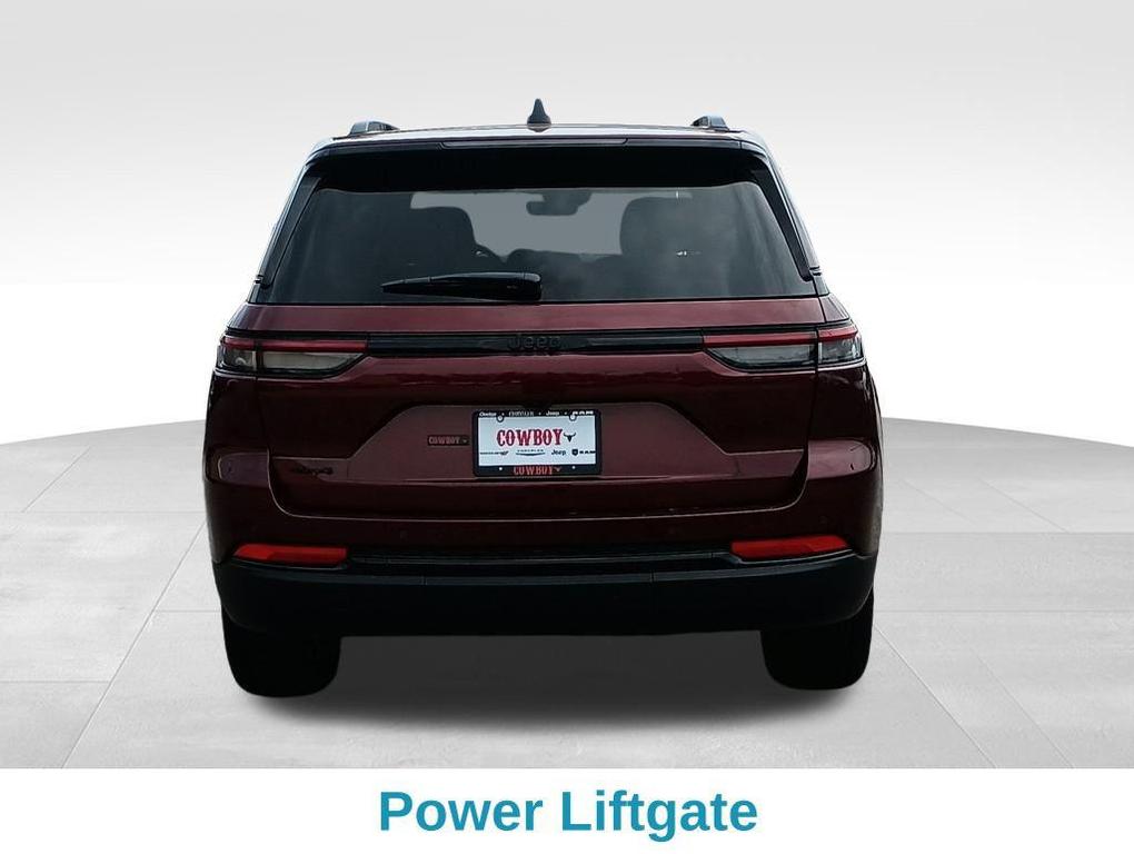 new 2025 Jeep Grand Cherokee car, priced at $42,612
