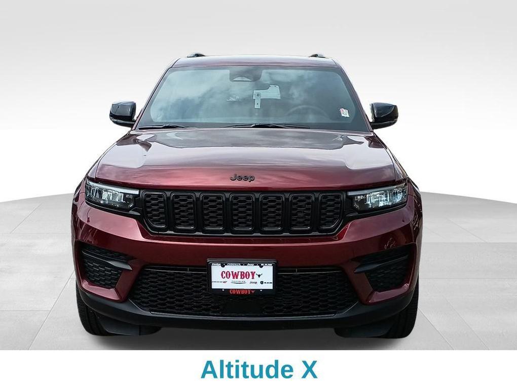 new 2025 Jeep Grand Cherokee car, priced at $42,612