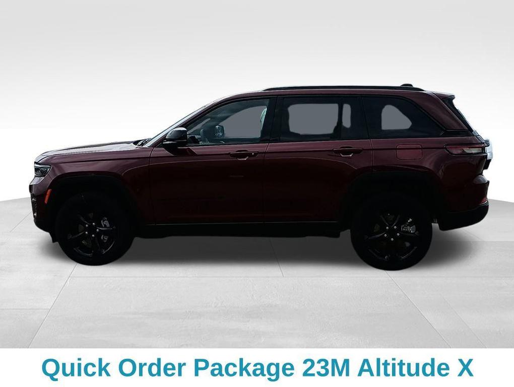 new 2025 Jeep Grand Cherokee car, priced at $42,612