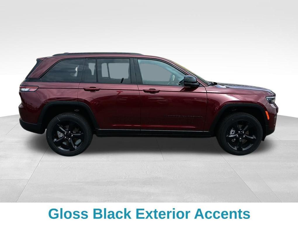 new 2025 Jeep Grand Cherokee car, priced at $42,612