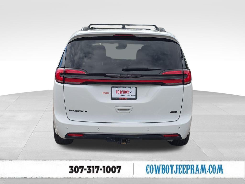 used 2024 Chrysler Pacifica car, priced at $40,391