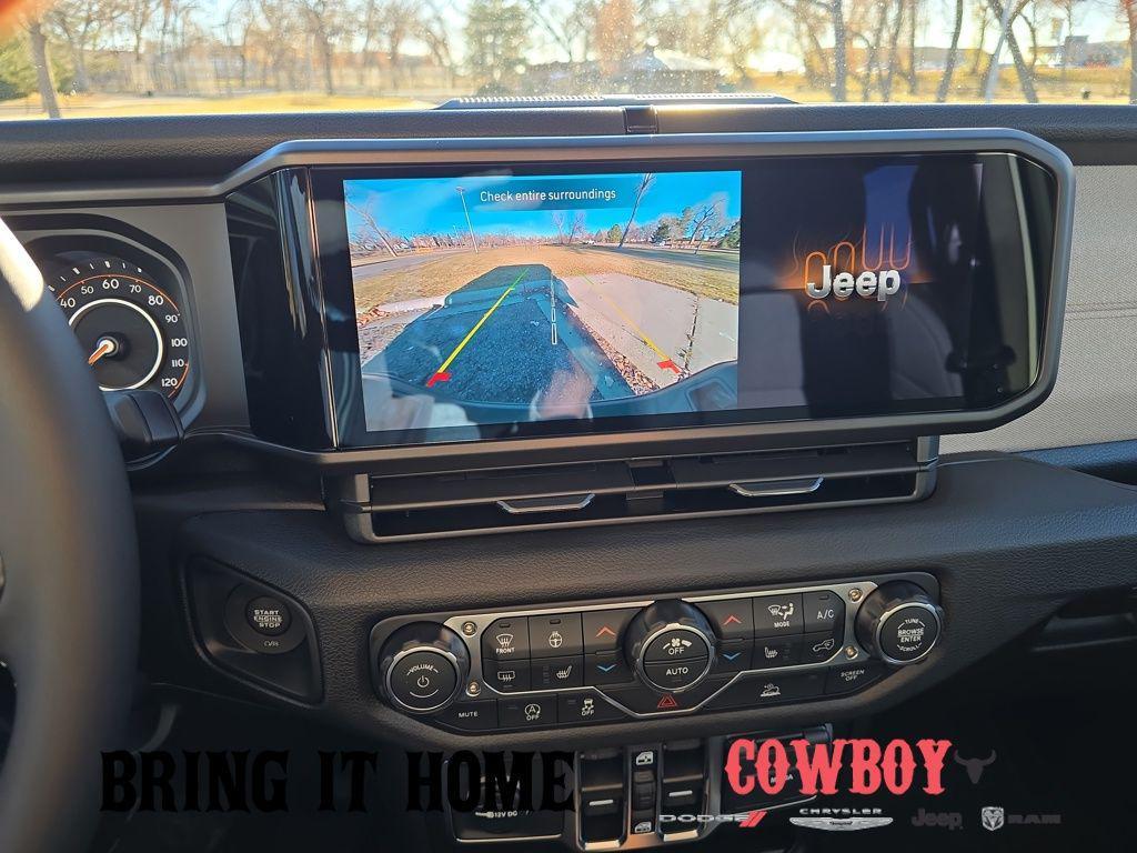 new 2026 Jeep Gladiator car, priced at $48,334