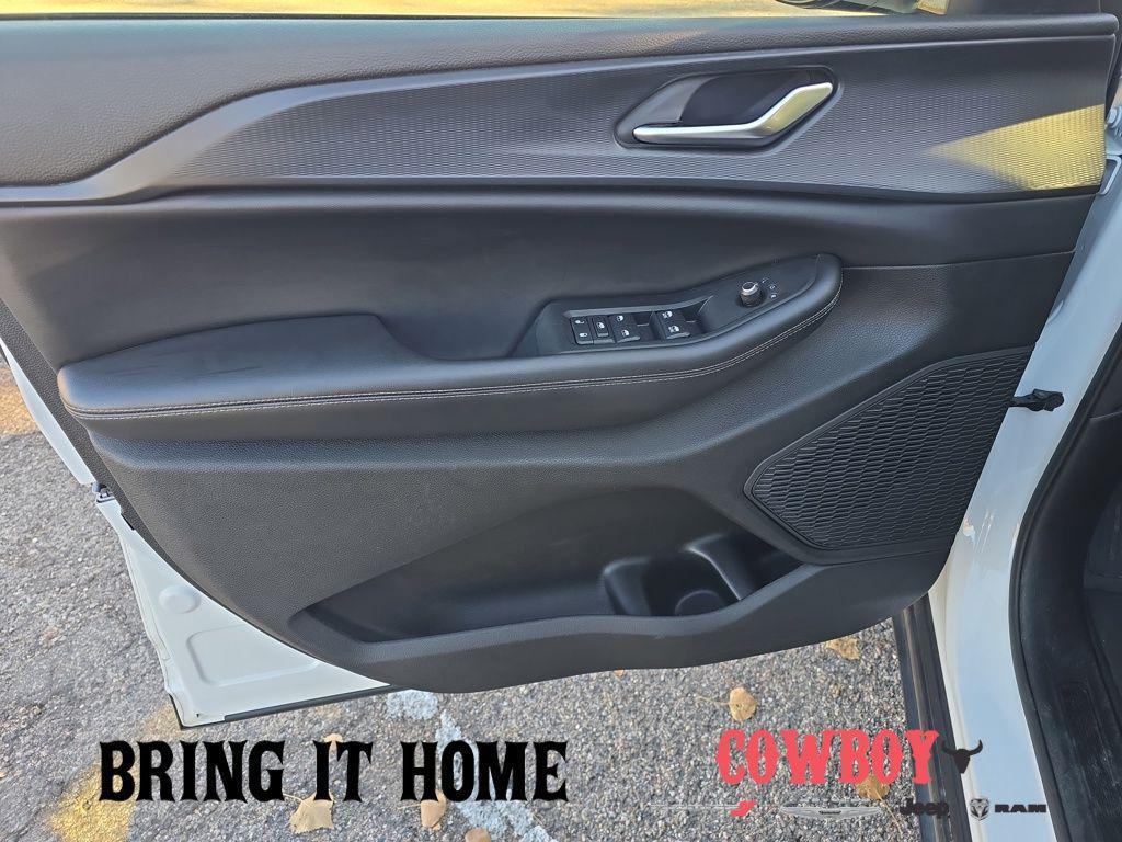 used 2023 Jeep Grand Cherokee L car, priced at $30,309