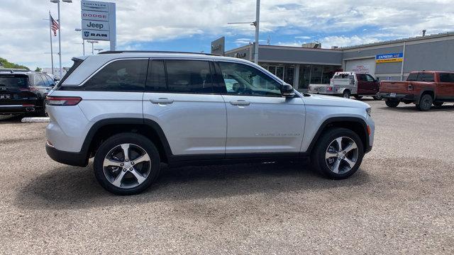 new 2024 Jeep Grand Cherokee 4xe car, priced at $50,304