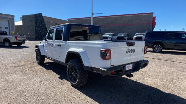 new 2024 Jeep Gladiator car, priced at $44,348