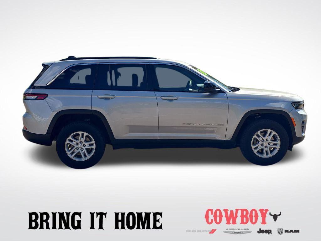 used 2024 Jeep Grand Cherokee car, priced at $32,495