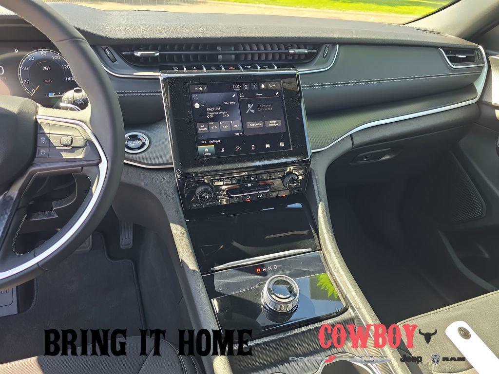 used 2024 Jeep Grand Cherokee car, priced at $32,495