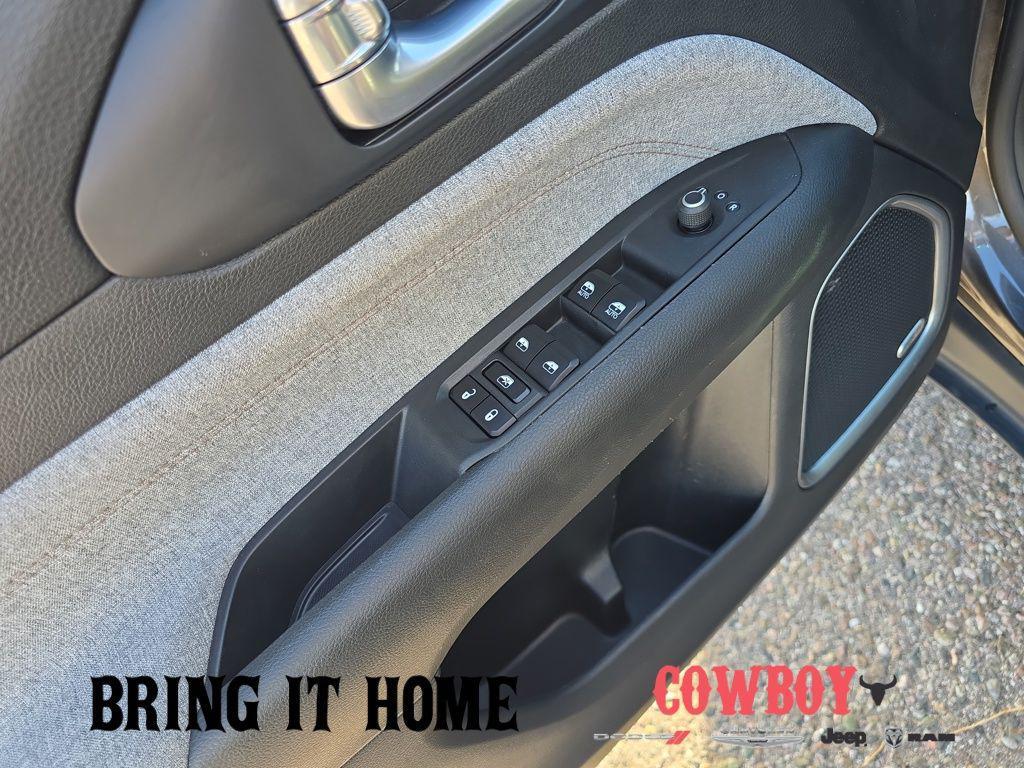 used 2022 Jeep Compass car, priced at $22,695