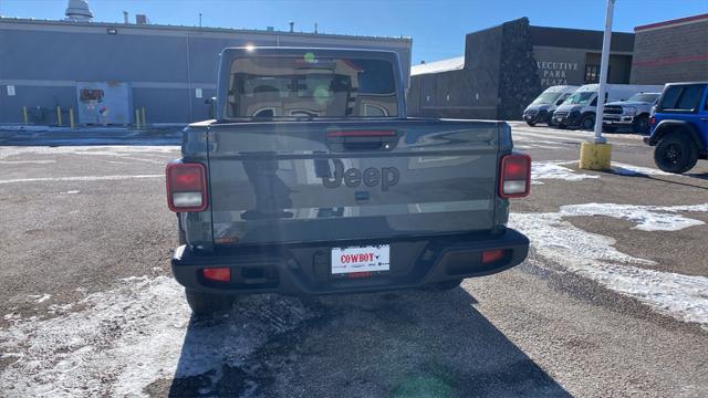 new 2025 Jeep Gladiator car, priced at $40,617