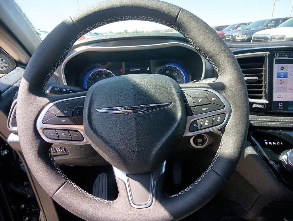 new 2025 Chrysler Pacifica car, priced at $42,090
