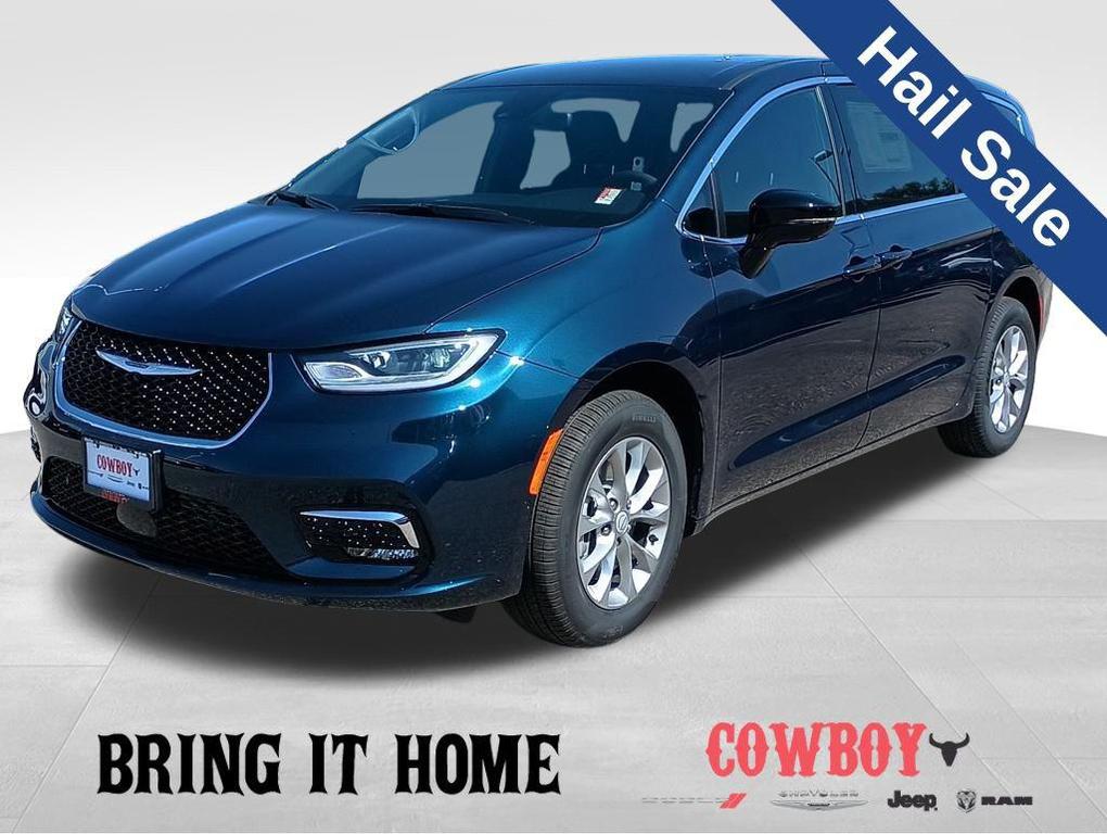 new 2025 Chrysler Pacifica car, priced at $42,590