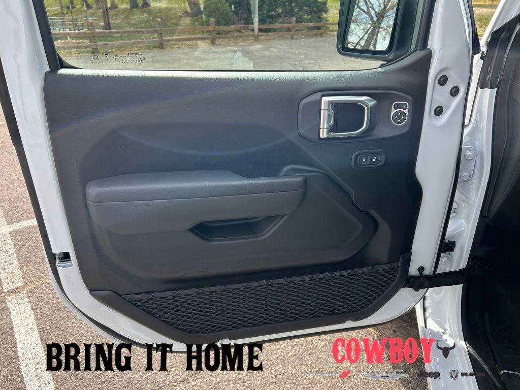 new 2026 Jeep Wrangler car, priced at $43,360