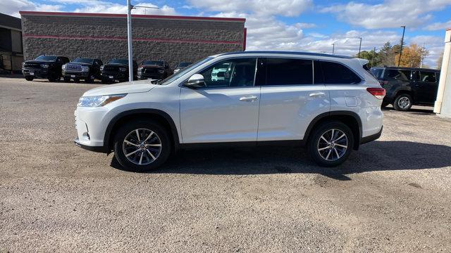 used 2019 Toyota Highlander car, priced at $33,514