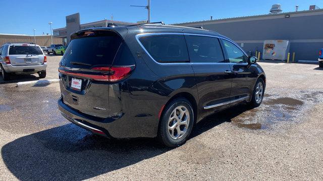 used 2022 Chrysler Pacifica car, priced at $28,794