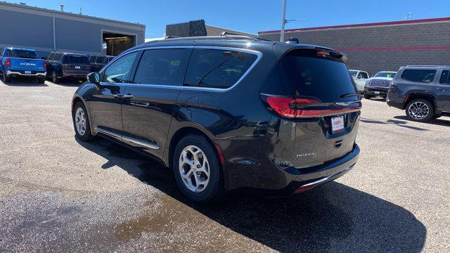 used 2022 Chrysler Pacifica car, priced at $28,794