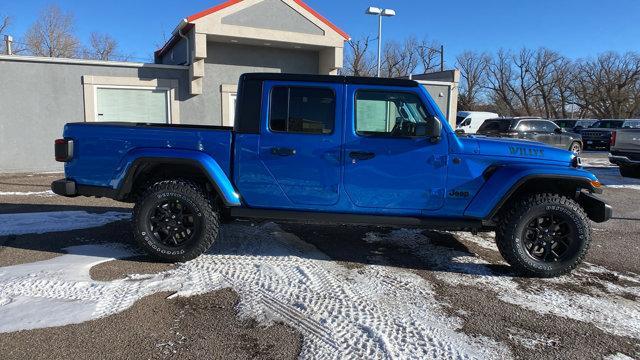 new 2025 Jeep Gladiator car, priced at $47,233