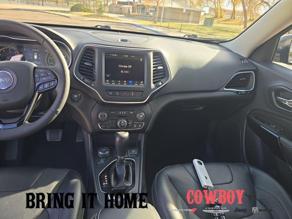 used 2023 Jeep Cherokee car, priced at $24,295