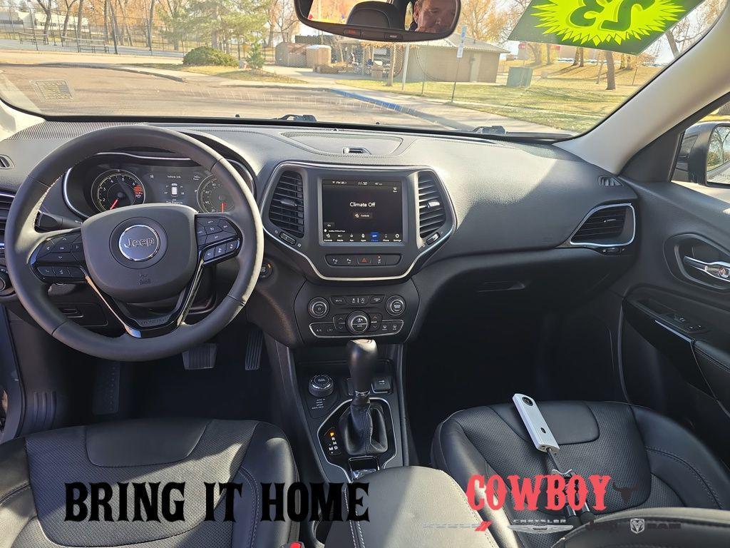 used 2023 Jeep Cherokee car, priced at $24,295