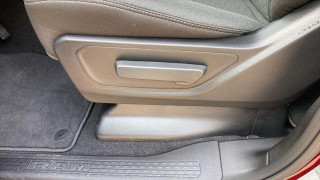 new 2025 Ram 1500 car, priced at $47,814