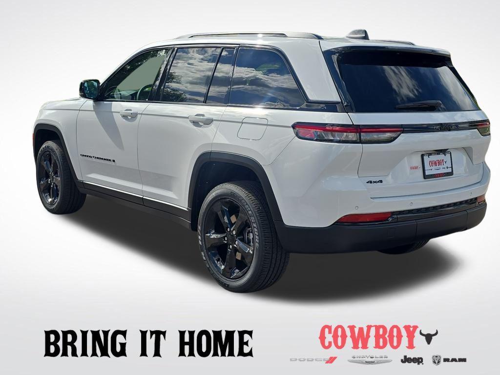 new 2025 Jeep Grand Cherokee car, priced at $42,172